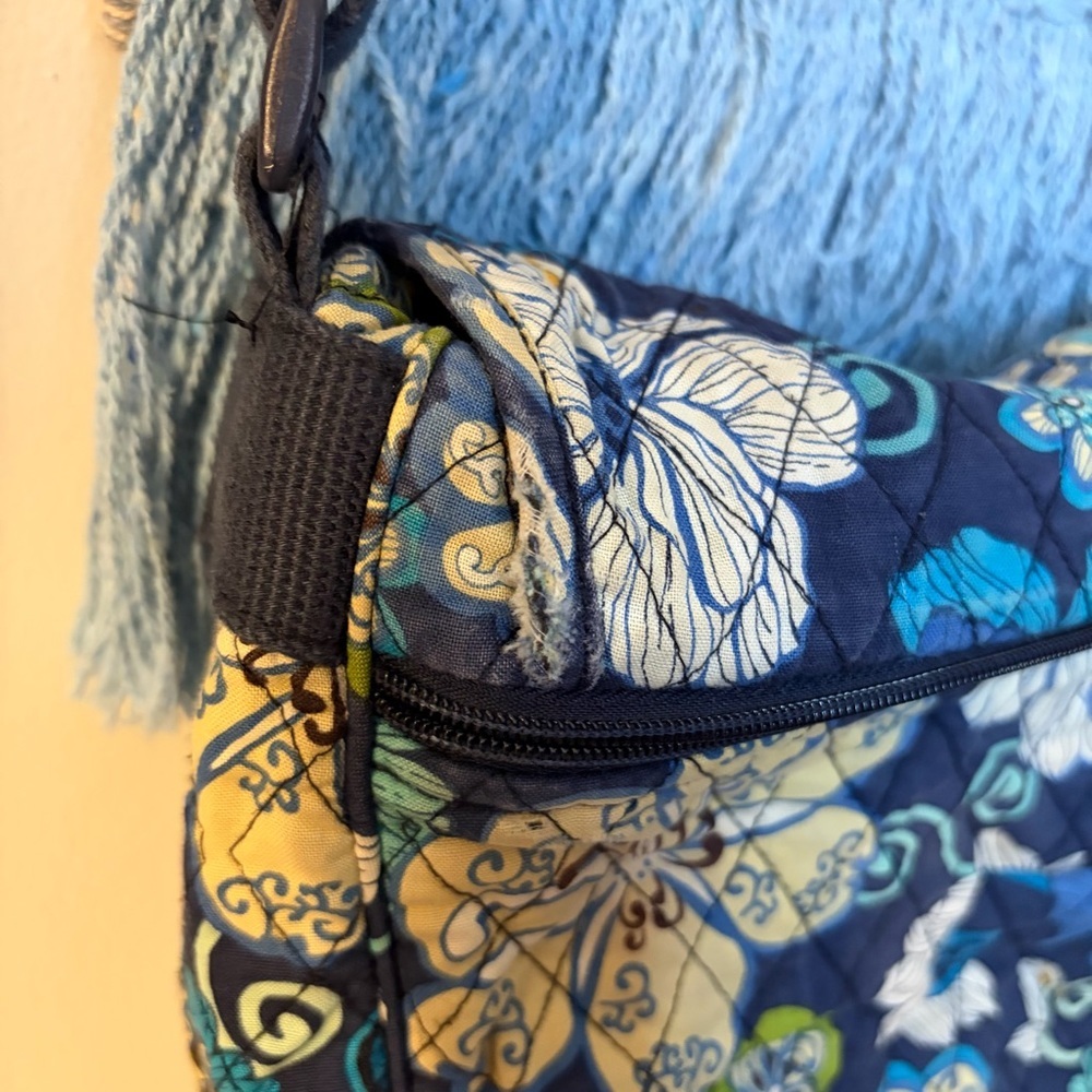 Vera Bradley Large Messenger Laptop Bag - Picture 8 of 10